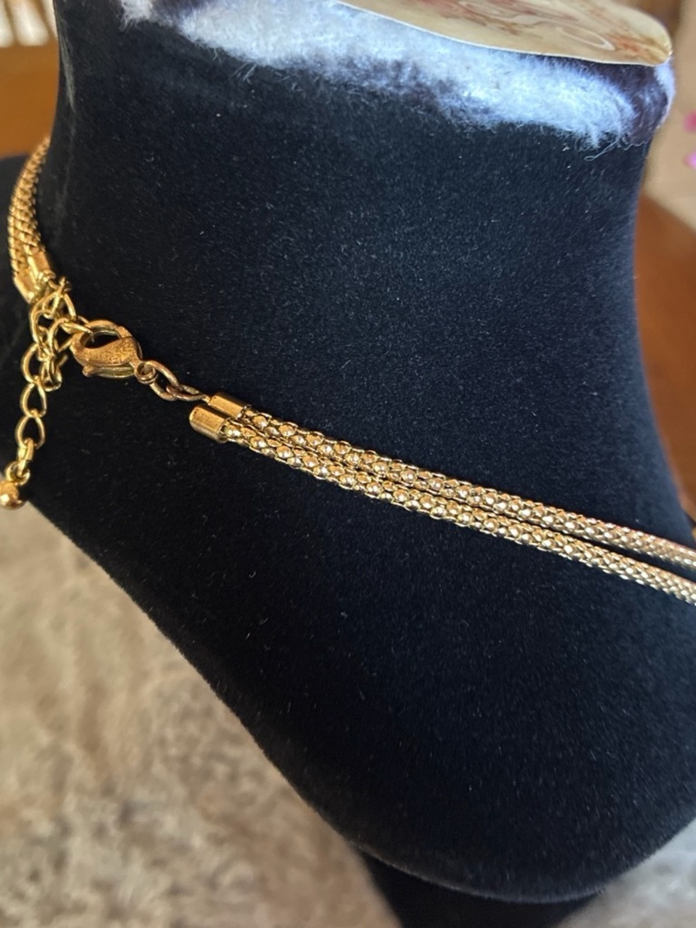 Gold Statement Geometric Necklace - Women Jewelry - Picture 4 of 7